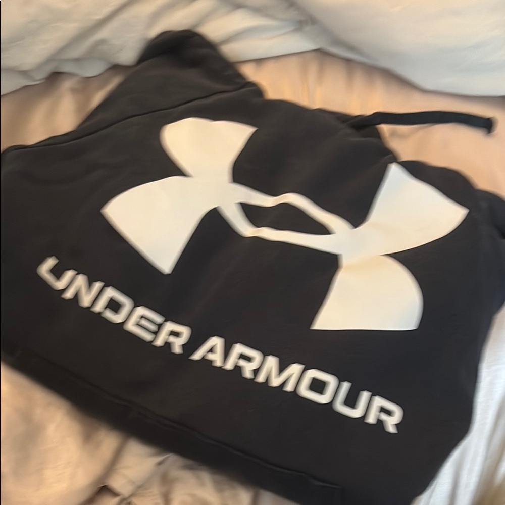 Under Armour Charcoal Sweatshirt